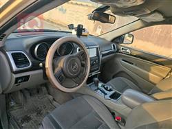 جیپ گراند شیرۆکی